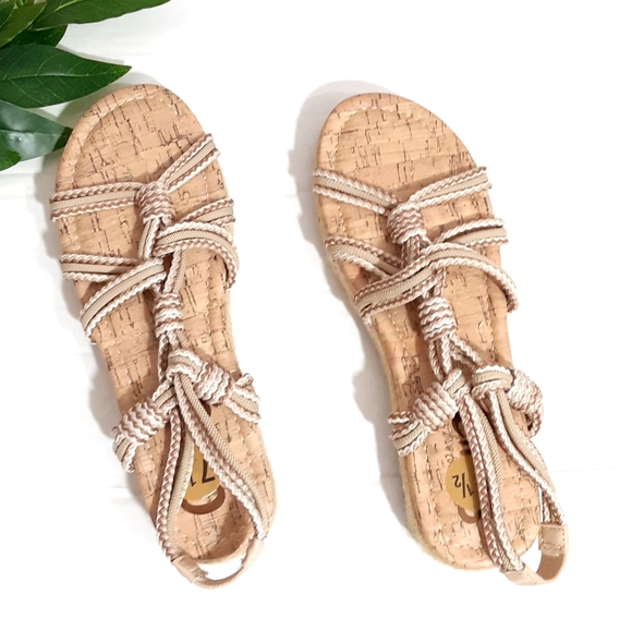 Circus by Sam Edelman Athena Espadrilles - Picture 3 of 11